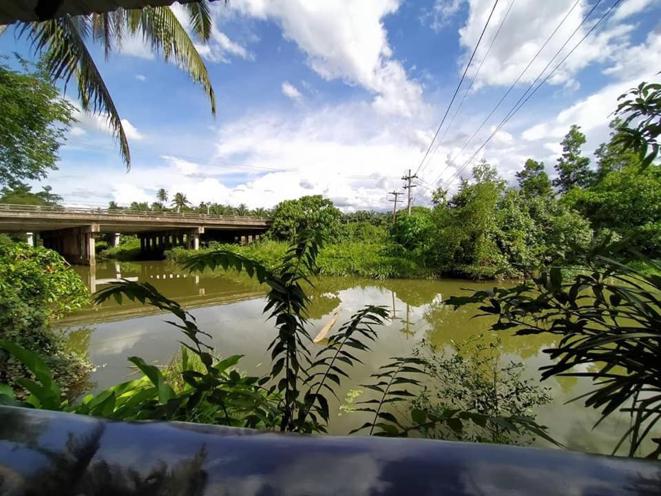 Suankafae Resort สวนกาแฟรีสอร์ท Surat Thani Exterior photo