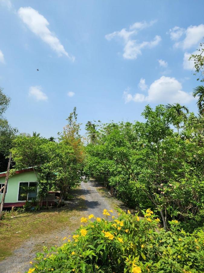 Suankafae Resort สวนกาแฟรีสอร์ท Surat Thani Exterior photo