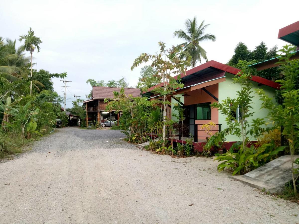 Suankafae Resort สวนกาแฟรีสอร์ท Surat Thani Exterior photo